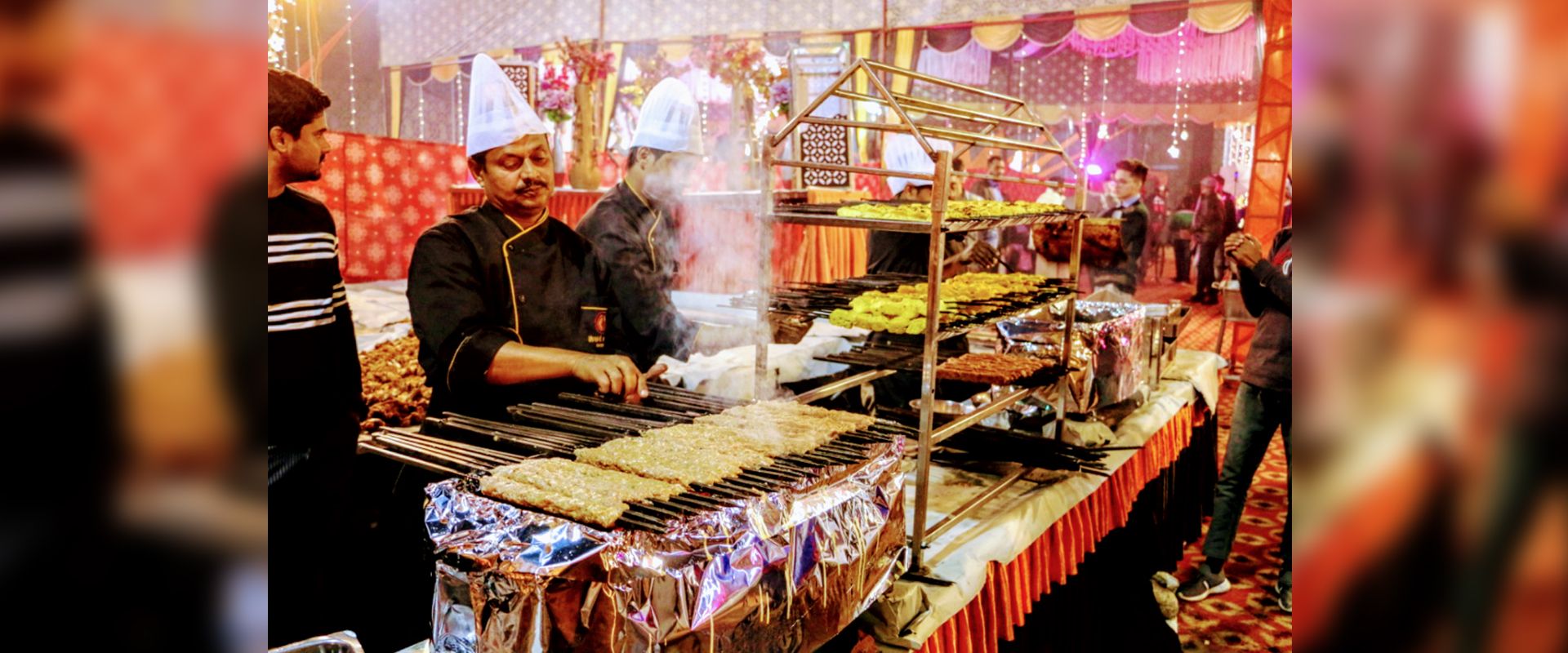 Veg & Non-veg caterers in Delhi